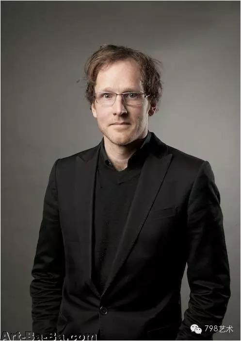 荷兰艺术家圭多·范·德·卫夫亚洲首个个展亮